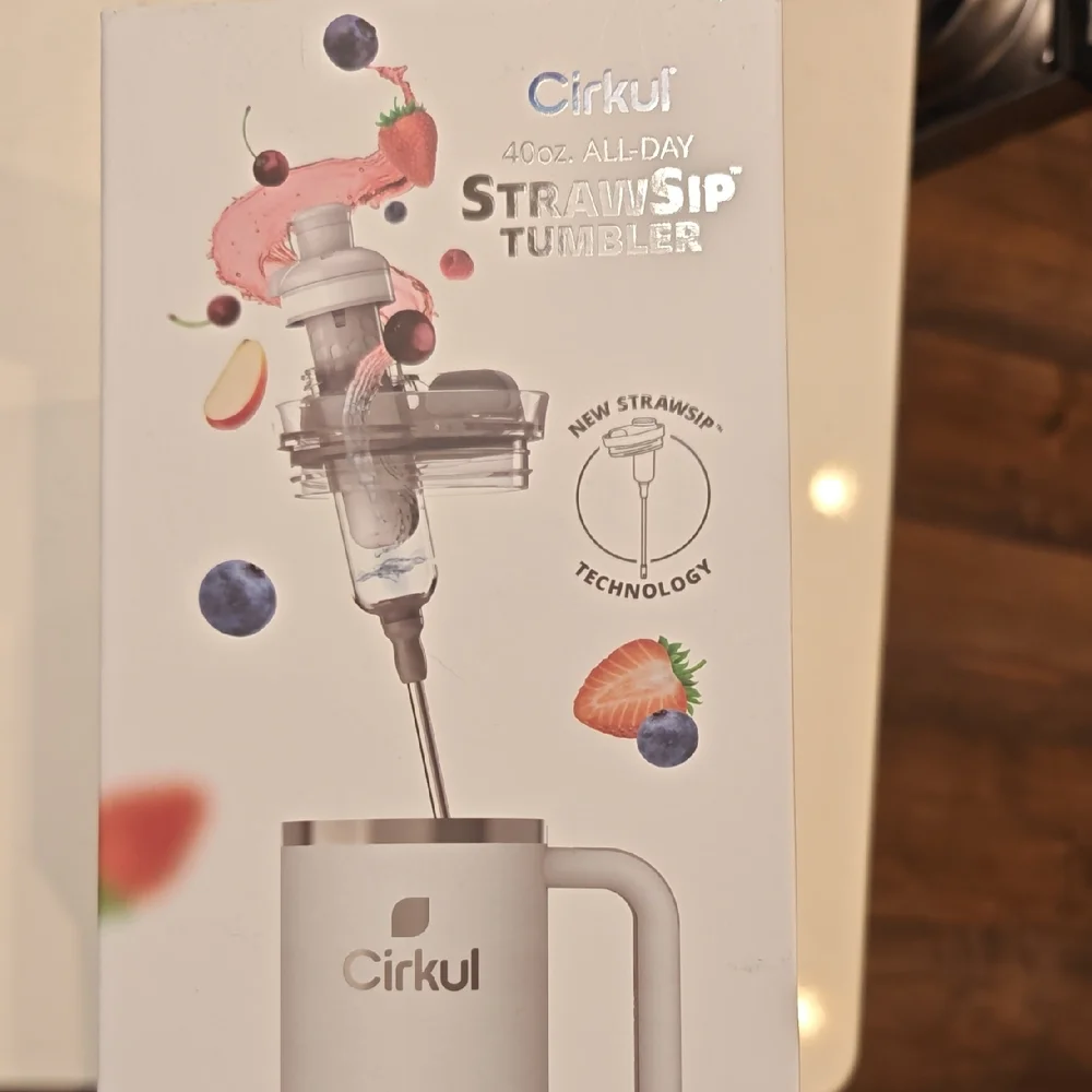 Cirkul Rose Pink StrawSip Tumbler - Picture 2 of 6